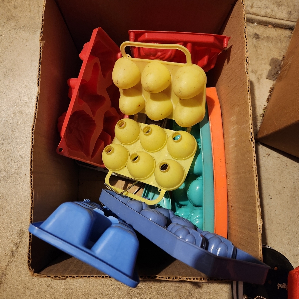 Vintage Jello molds/ice Trays.  Various shapes.  Lot of 10-12